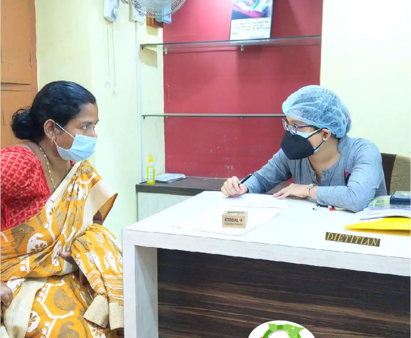 Dietitian counseling session at Nanopathy clinic